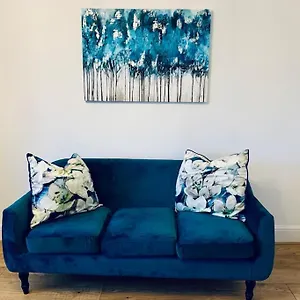 https://deluxe-detached-3-bedroom-house-near-sheffield.yorkshirehotels.net